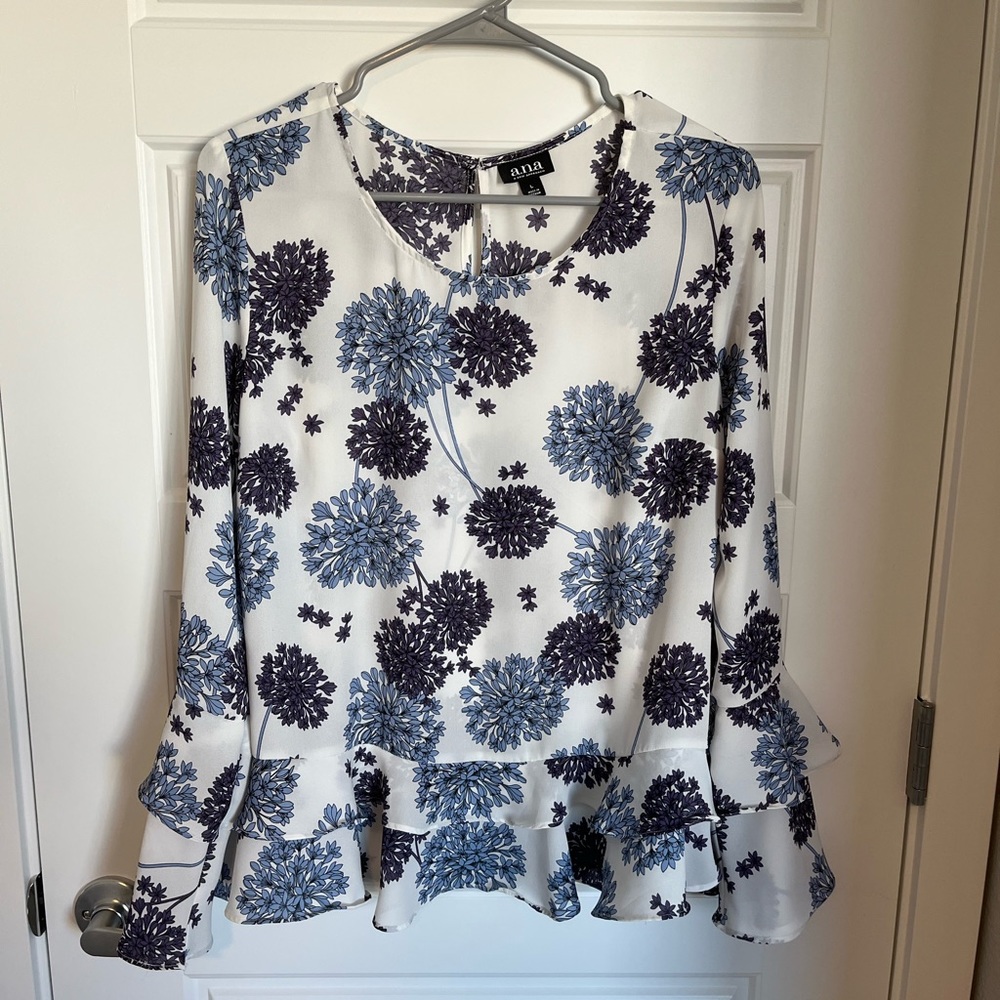 Ana ruffle sleeve top
